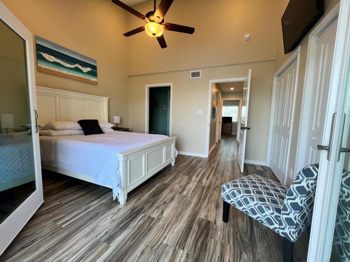 Rockport Waterfront Condo With A View Esterno foto