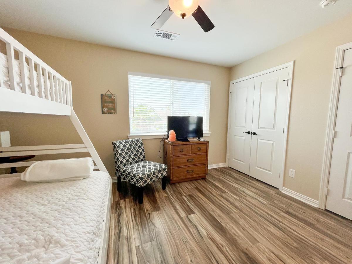 Rockport Waterfront Condo With A View Esterno foto