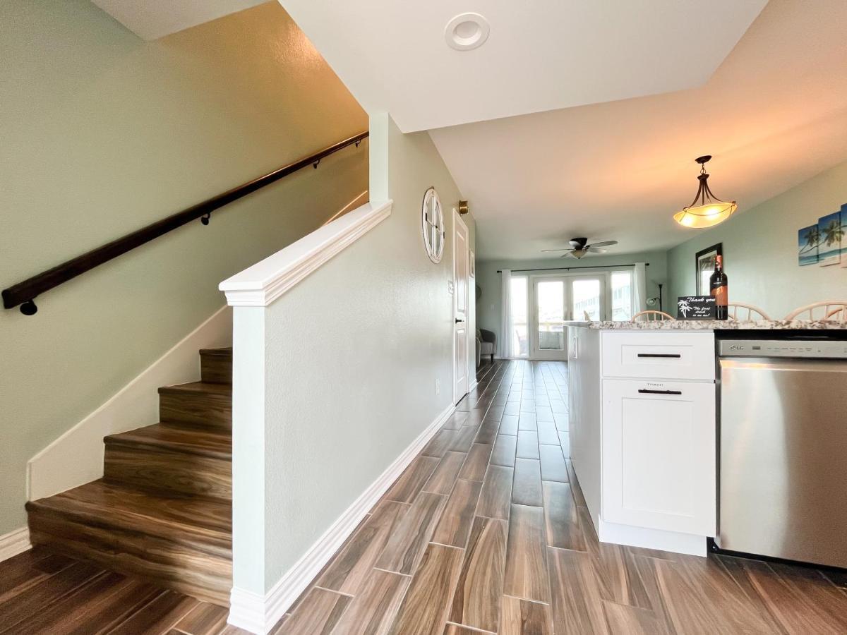 Rockport Waterfront Condo With A View Esterno foto